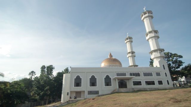 GRAND MOSQUE. The grand mosque in Panglima Sugala town is one of the places the provincial government promotes as a tourist spot. Photo by Franz Lopez/ Rappler  