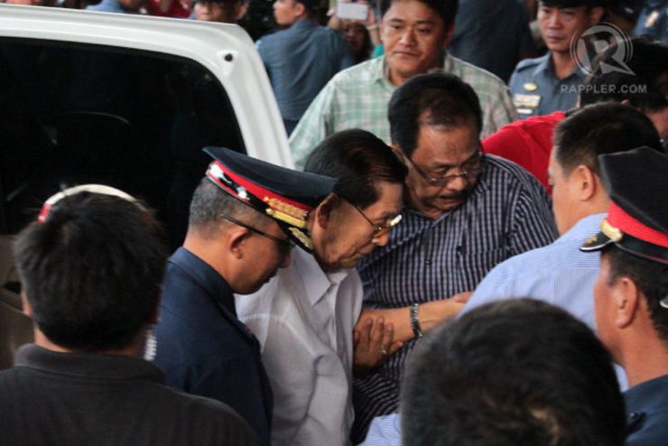 Enrile gets another eye check-up at Makati hospital