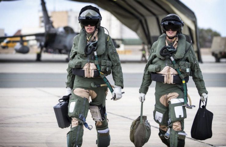 British warplanes return from Iraq without bombing