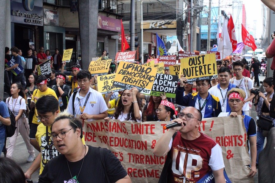#AyokongMagmahal: Students lead walkout to oppose tuition increase