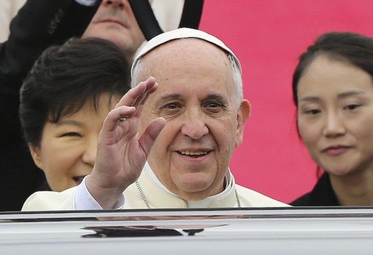 Pope sends rare goodwill message to China