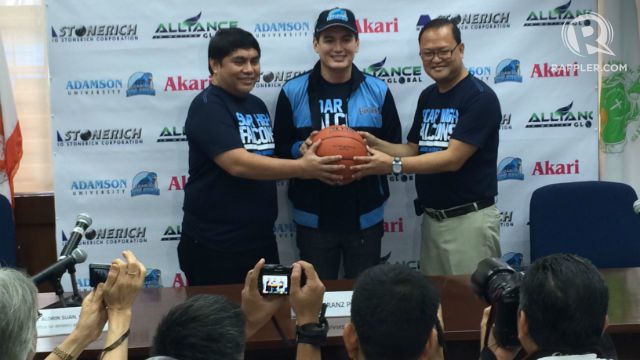 EXPERIENCE. The multi-titled head coach will be the new mentor for the Soaring Falcons. File photo by Naveen Ganglani/Rappler 