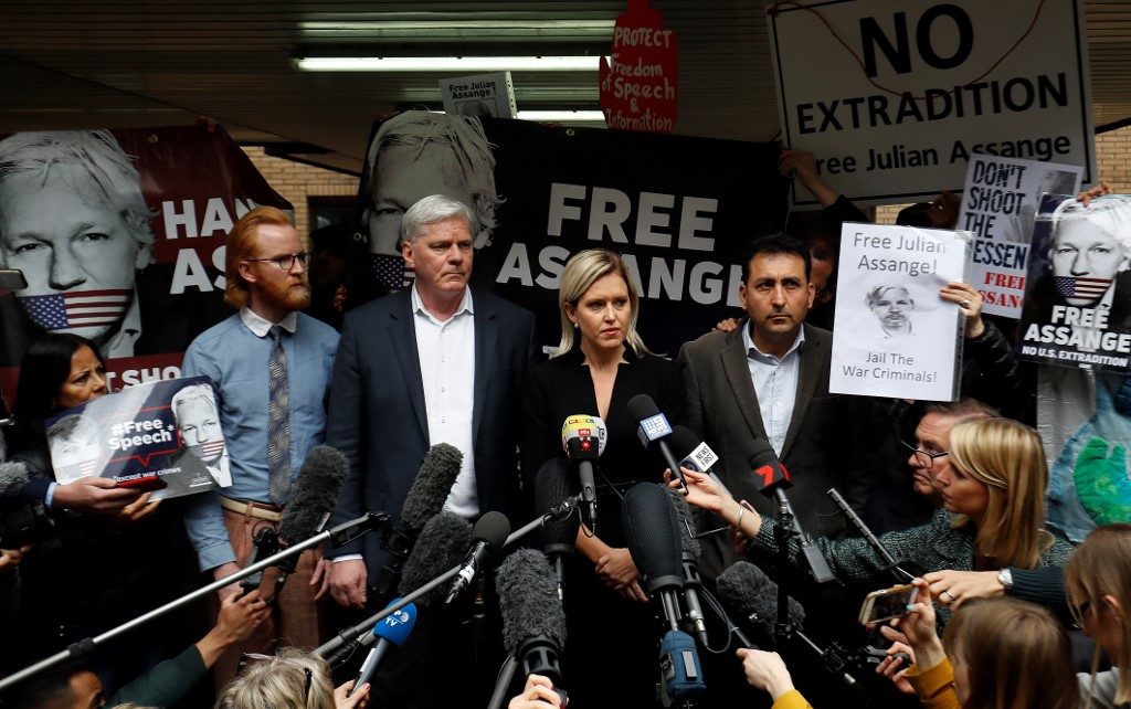 Assange begins UK fight against U.S. extradition
