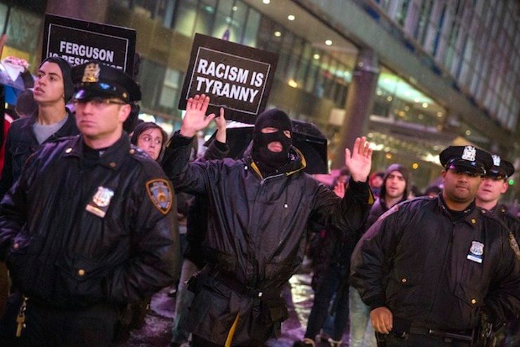 Third night of US protests against police killings