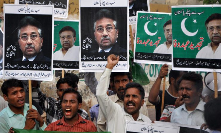 Pakistan court orders former PM charged in Musharraf case