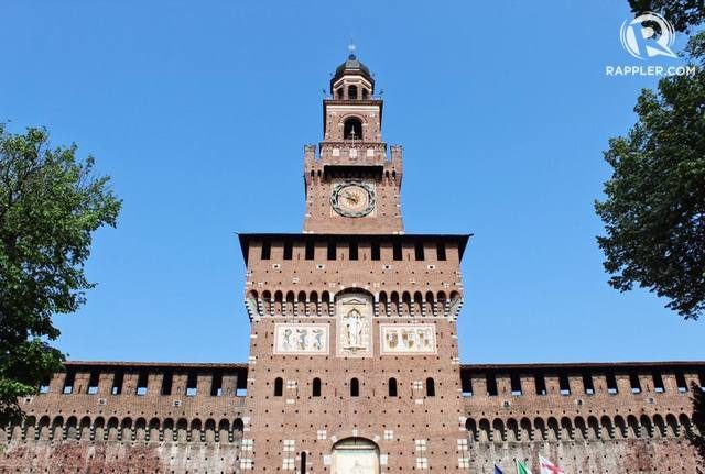 Perjalanan bisa dimulai dari Sforza Castle, kastil yang berdiri sejak abad ke-15 yang berada di tengah kota Milan. 