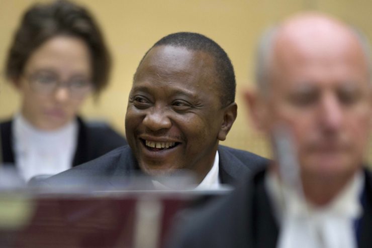 Crowds cheer Kenyan leader’s return from ICC court