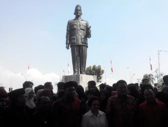 Resmikan patung Bung Karno, Megawati minta Pancasila masuk kurikulum