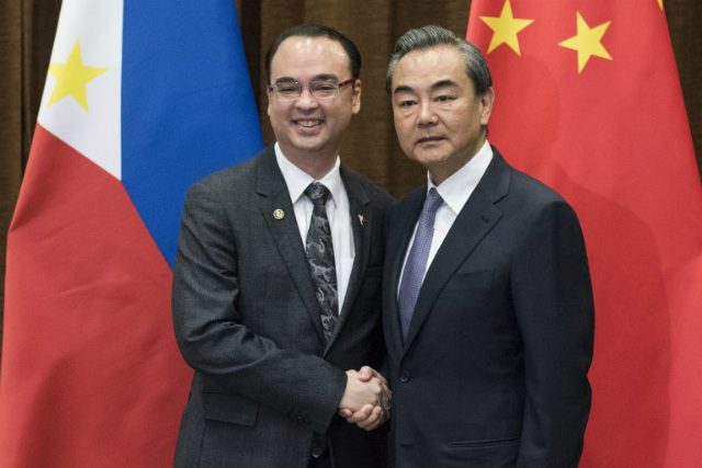 Top China diplomat Wang Yi to visit Philippines