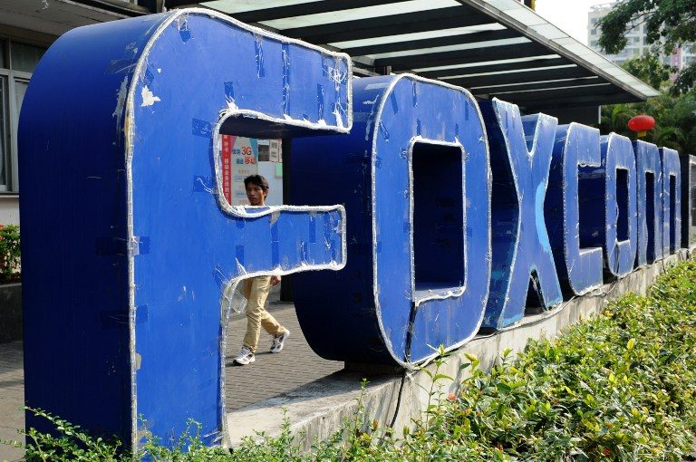Taiwan Foxconn manager indicted for stealing thousands of iPhones