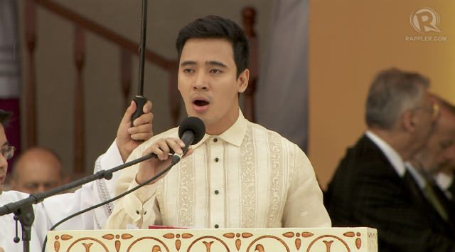 Erik Santos participates in Luneta mass led by Pope Francis