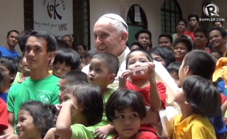 Pope Francis meets street kid who wants to be Pope