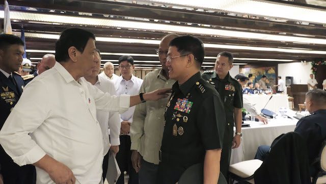 Early retirement for AFP chief Año?