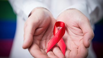 Bagaimana saya tertular HIV dan bagaimana hal itu mengubah hidup saya