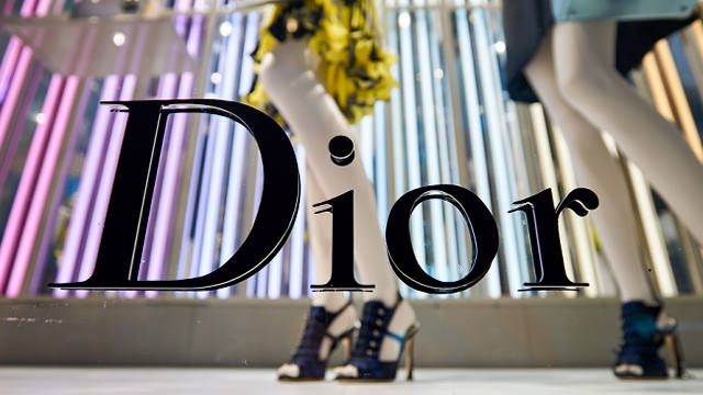Dior to hold first major live fashion show since coronavirus