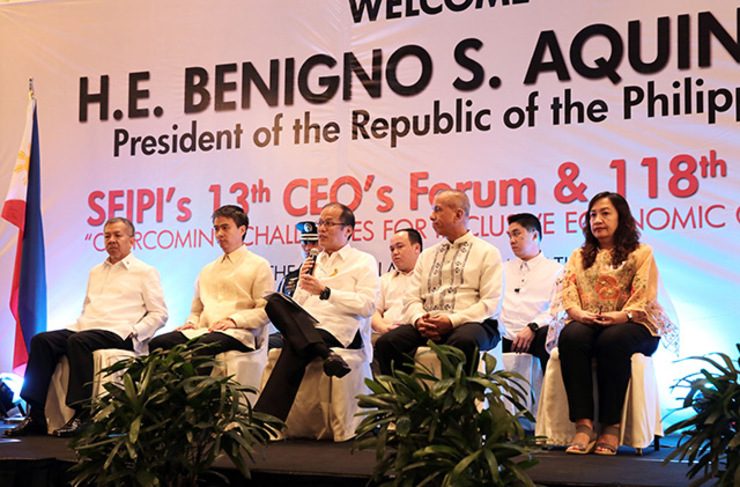 Aquino: Invest in the Philippines – and in Filipinos