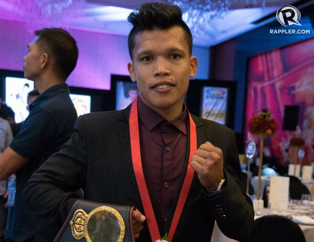 WAITING FOR HIS SHOT. Filipino boxing contender wants a shot at the IBF junior flyweight title, whoever ends up holding it. File photo by Arvee Eco/Rappler   