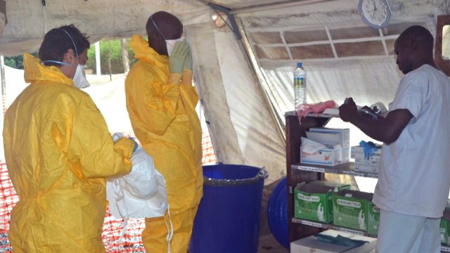 Ebola death toll rises to 729: WHO