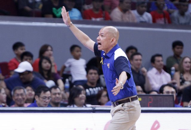 Guiao flashes 2 dirty fingers after getting ejected