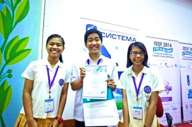 WINNERS. (From left) Lizbeth Joy G. Tan, John Chirstian G. Nacpil, and Adrielle Theresa DL Cusi. Photo from DFA