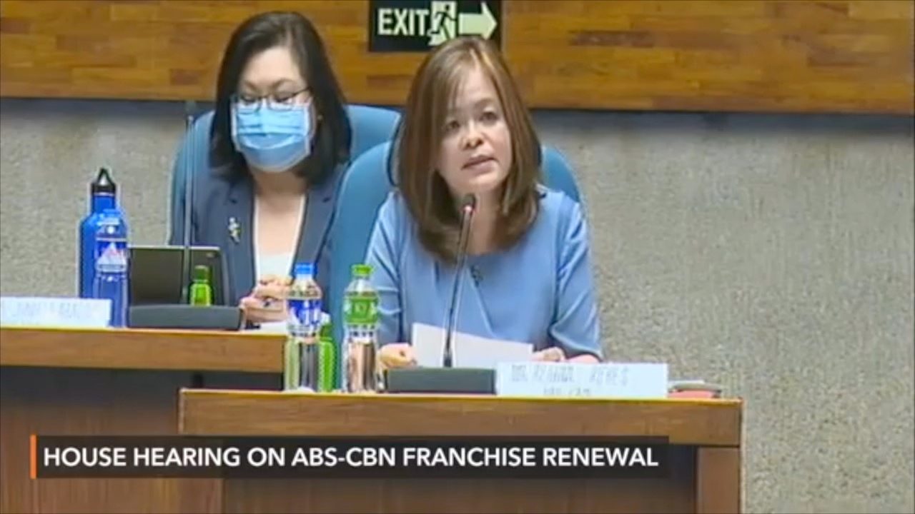 DEFENSE. ABS-CBN Integrated News and Current Affairs chief Ging Reyes attends the 12th joint House hearing on ABS-CBN’s franchise. Rappler screenshot 