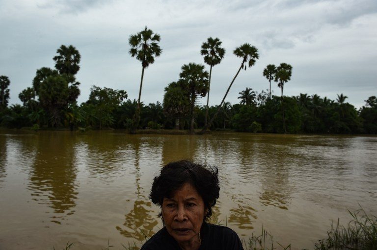 Floods sever overland routes to Thailand’s south