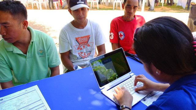TV White Space connects Bohol fisherfolk to the Net