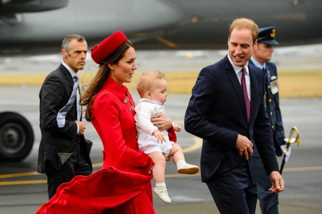 Baby Prince George lands in New Zealand for first tour