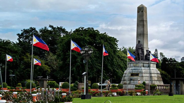 The 58-hectare Rizal Park, found at the heart of Manila, was named after the country’s national hero, Jose Rizal, who was shot to death there.
 