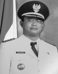 BURON. Bekas Bupati Temanggung, Jawa Tengah, Totok Ary Prabowo menjadi buron setelah divonis bersalah atas kasus korupsi dana pendidikan. Ia melarikan diri ke luar negeri sejak 2011. Foto oleh wikipedia 