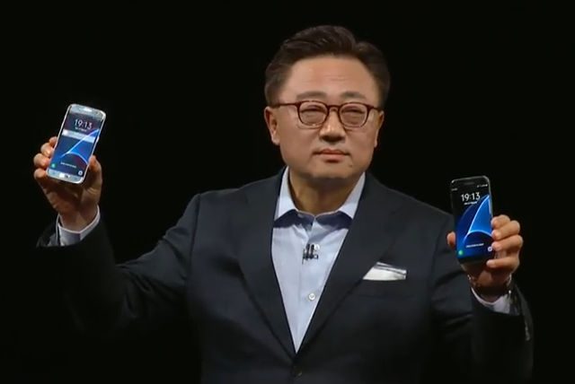 Samsung reveals the Galaxy S7, Galaxy S7 Edge