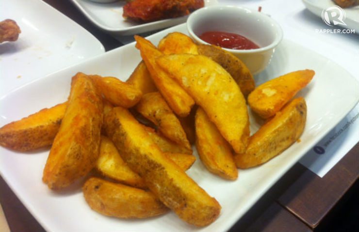 CRISPY. Kyochon also serves thick-cut potato wedges that can be eaten even without the ketchup due to its flavor