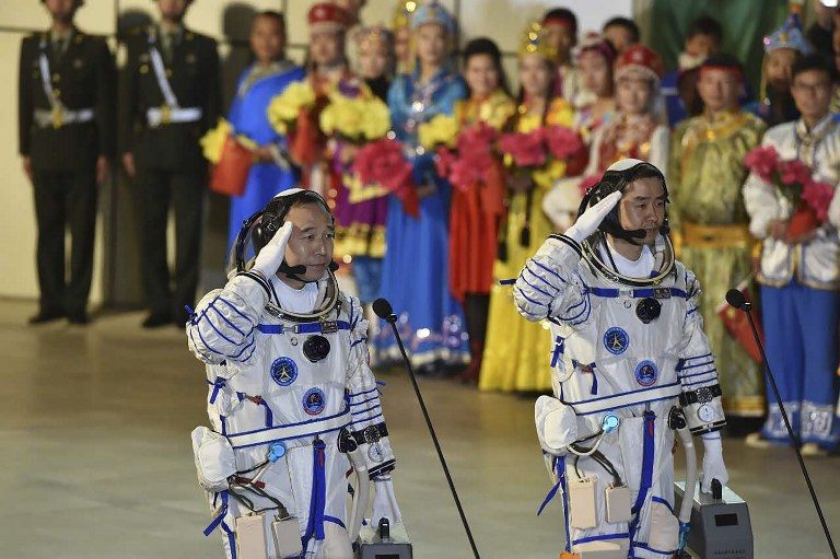 Chinese astronauts return to earth after longest mission