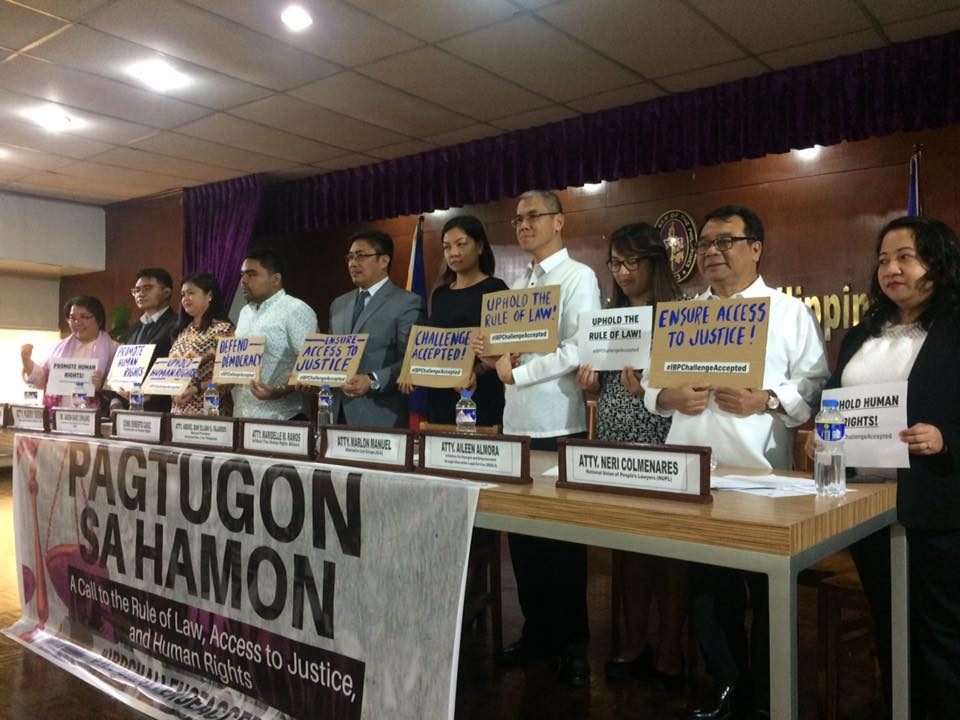 LAWYERS FOR HUMAN RIGHTS. The Integrated Bar of the Philippines (IBP) with other law groups launch on November 20, 2017, their Human Rights Summit meant to capacitate other sectors and communities to fight human rights violations in the government's war on drugs. Photo by Lian Buan/Rappler  