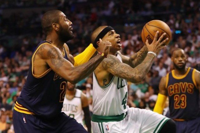 Celtics’ Isaiah Thomas says hip surgery not top option