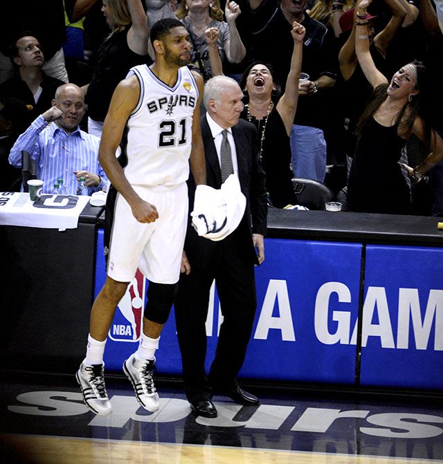 CLASSIC PAIR. A no non-sense player and a no non-sense coach, Tim Duncan (L) and Gregg Popovich (R) wins their 5th NBA title together. Photo by Ashley Landis/EPA