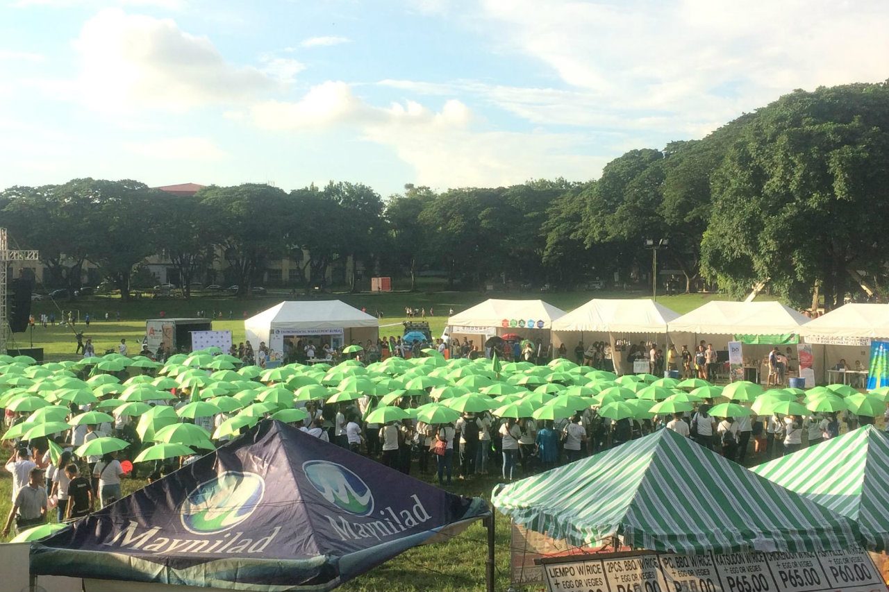 LOOK: Advocates form ‘human leaf’ to mark environment month