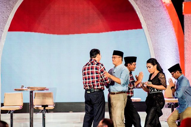 Memulai Jakarta damai dari panggung debat