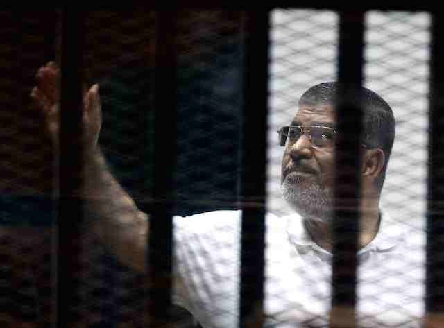 Morsi, secular camp in dock for ‘insulting’ Egypt judiciary