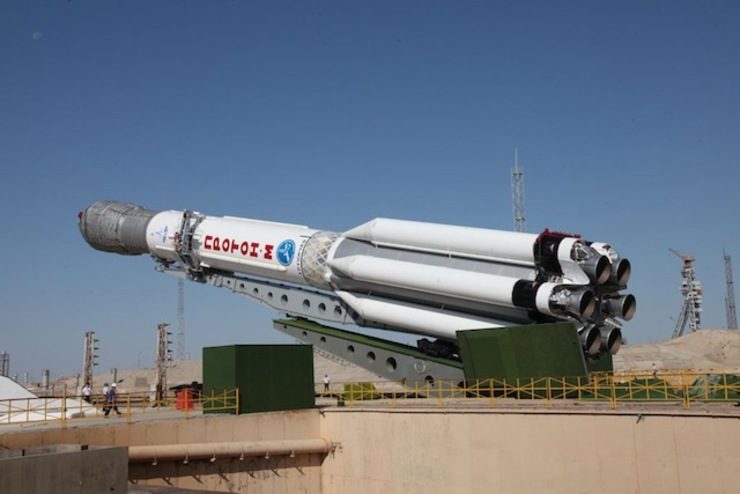 Russia postpones Proton-M launch over defect
