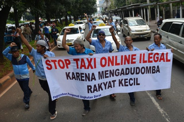 Menhub: Tak perlu aturan baru untuk payung hukum transportasi berbasis online
