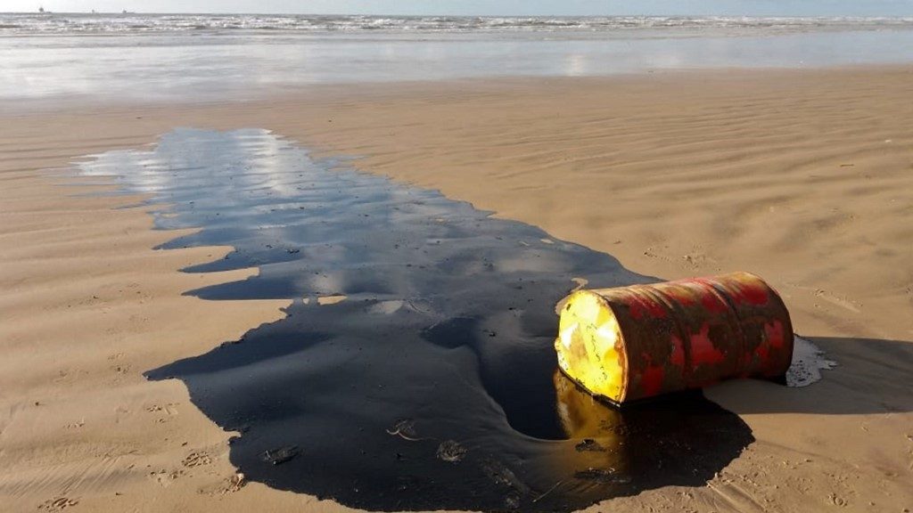 Mystery oil spills blot more than 130 Brazilian beaches