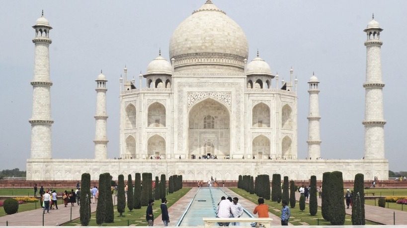 Taj Mahal remains shut as India reports record daily virus cases