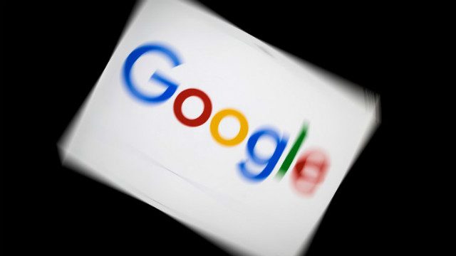 Google unveils search changes to placate EU