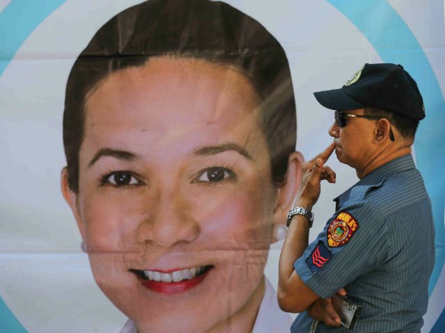 Comelec fights back vs Poe before the Supreme Court