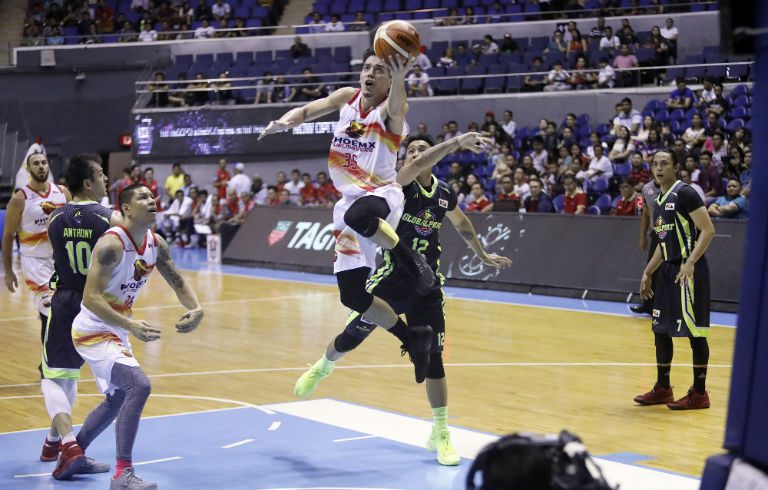 Phoenix fends off GlobalPort comeback, remains in playoff hunt