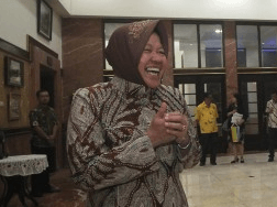 Wali Kota Surabaya Tri Rismaharini di Surabaya, Jawa Timur, Kamis (6/7). Foto oleh Moch Asim/ANTARA 