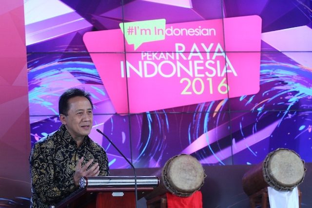 Triawan Munaf selaku Kepala Badan Ekonomi Kreatif (Bekraf) memberikan sambutan dalam opening ceremony Pekan Raya Indonesia 2016. Foto dari PRI 2016 