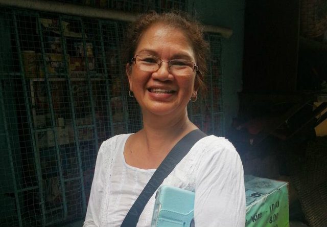 EXCITED. Angelita Freitheim extends her vacation in the Philippines to see Pope Francis. Photo by Jene Pangue