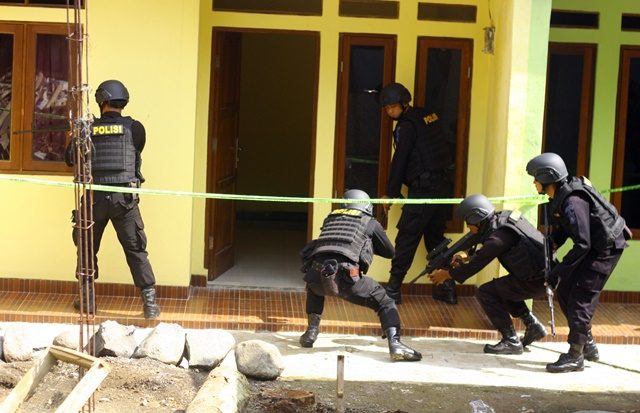 Polri tetapkan enam orang tersangka teror Bom Sarinah